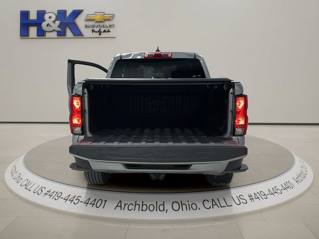 Used 2023 Chevrolet Colorado LT AWD/4WD image 7