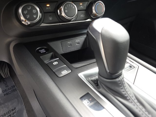 Used 2026 Nissan Kicks S FWD image 29