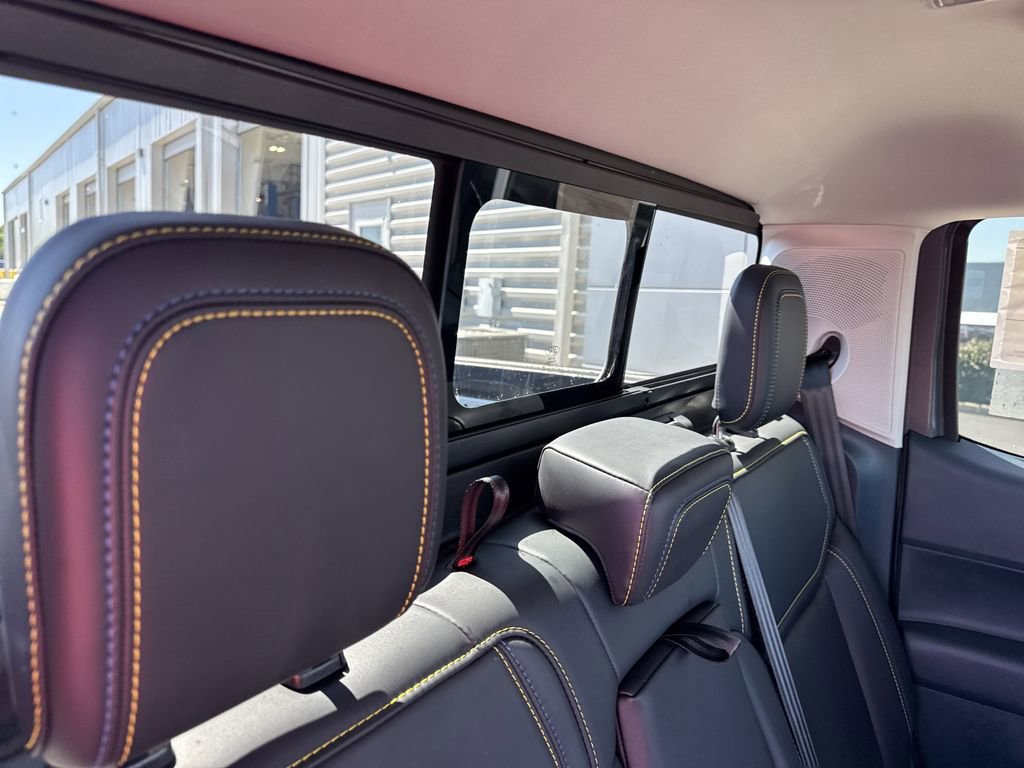 New 2025 Ford Maverick Lobo image 18