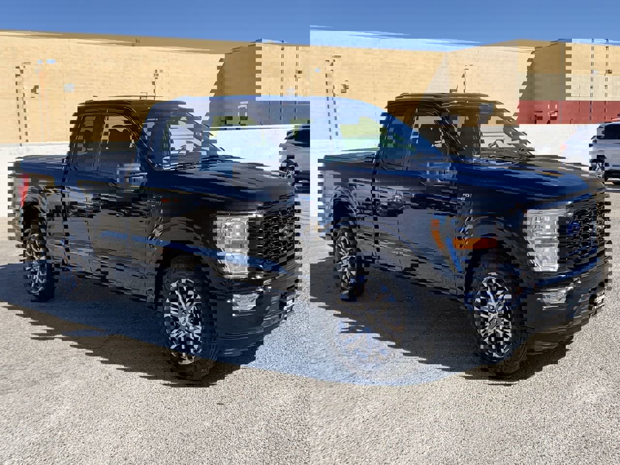 Used 2022 Ford F150 XL w/ STX Appearance Package image 2