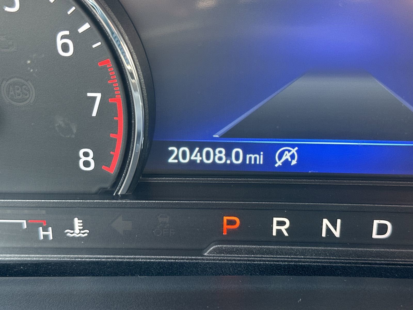 Used 2023 Ford Explorer XLT w/ Equipment Group 202A AWD/4WD image 24