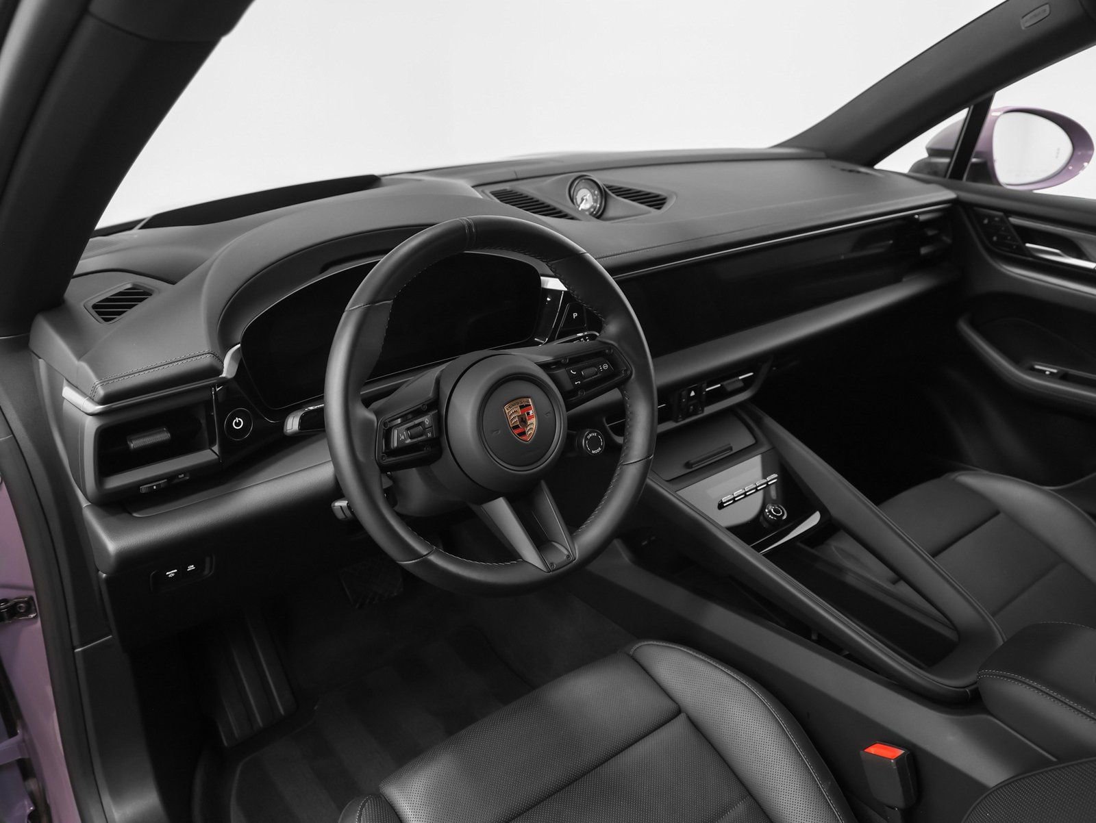 Certified 2025 Porsche Macan 4 Electric image 4