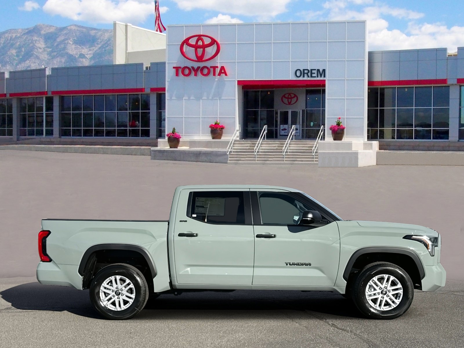 New 2026 Toyota Tundra SR5 w/ SR5 Convenience Package image 3