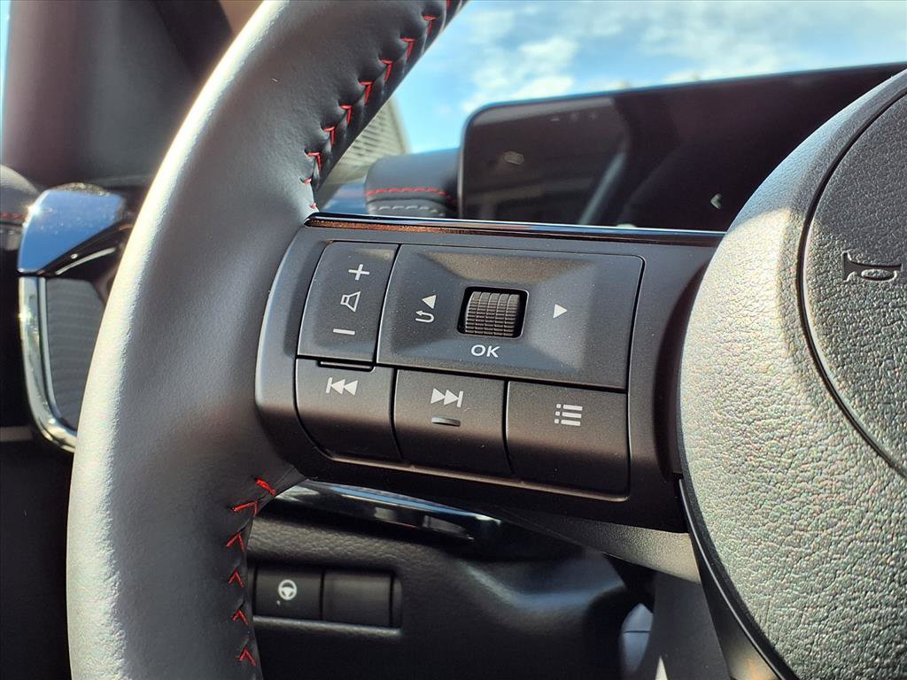 New 2026 Nissan Kicks SR image 21