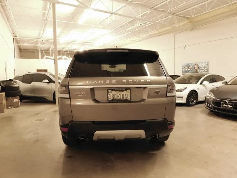 Used 2017 Land Rover Range Rover Sport HSE AWD/4WD image 6