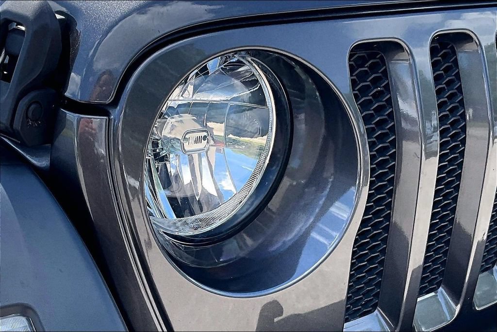 Used 2018 Jeep Wrangler Unlimited Sport S AWD/4WD image 37