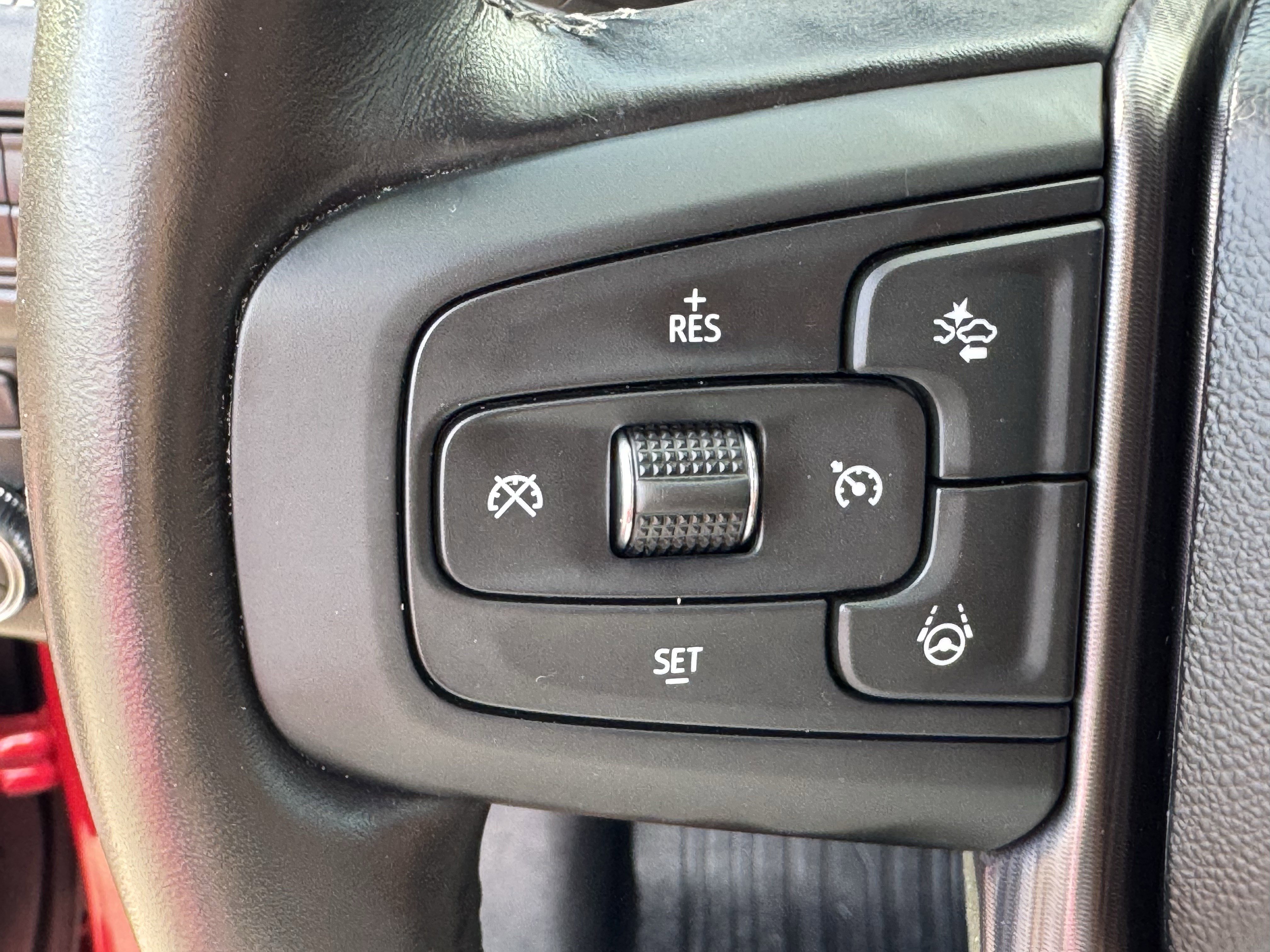 Used 2024 GMC Yukon Denali Ultimate image 24