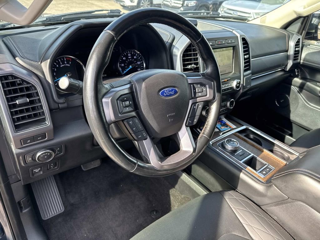 Used 2019 Ford Expedition Max Platinum image 19