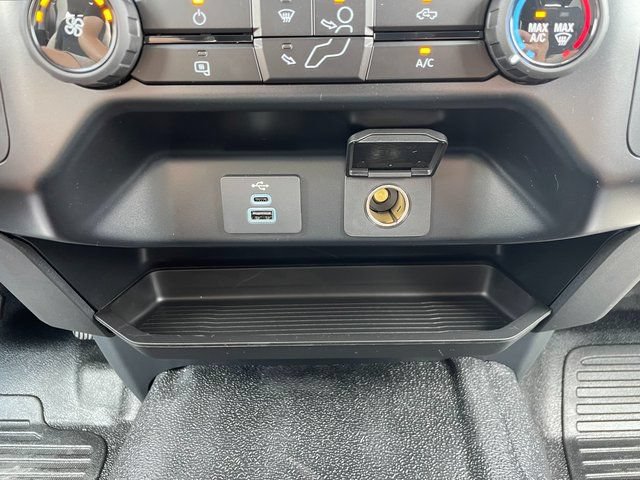New 2024 Ford F550 4x4 Regular Cab Super Duty image 23
