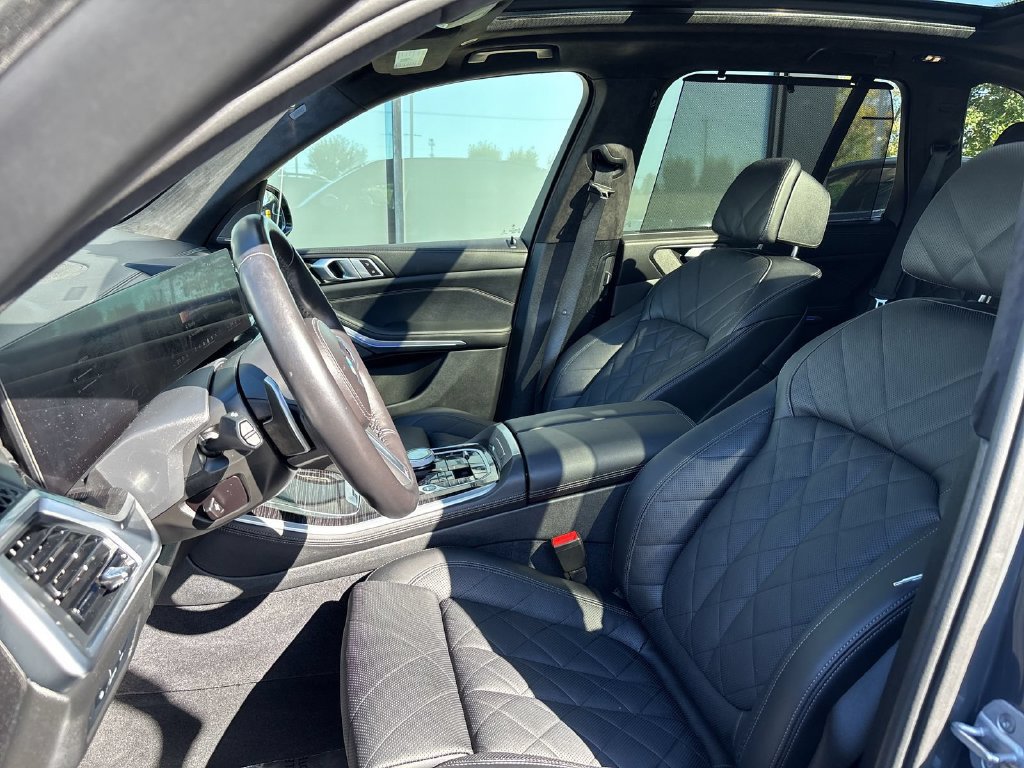 Certified 2024 BMW X5 xDrive50e w/ Executive Package AWD/4WD image 11