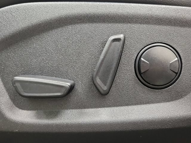 Used 2023 Ford Edge SEL AWD/4WD image 18
