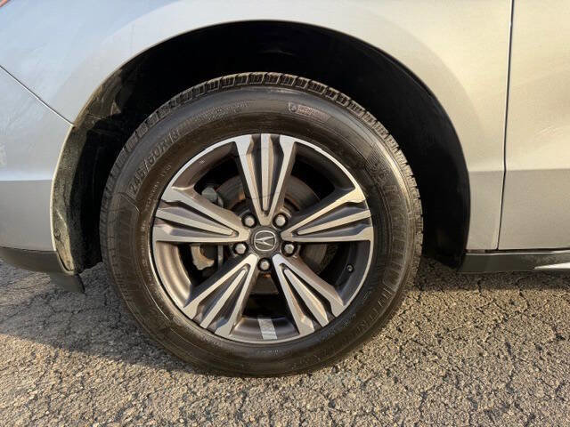 Used 2017 Acura MDX SH-AWD image 9