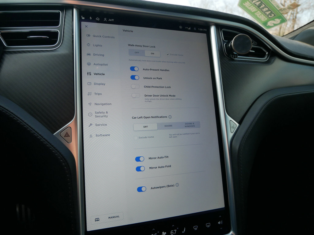 Used 2017 Tesla Model S 75D image 30