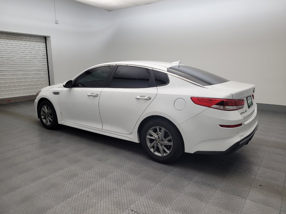 Used 2019 Kia Optima LX FWD image 3