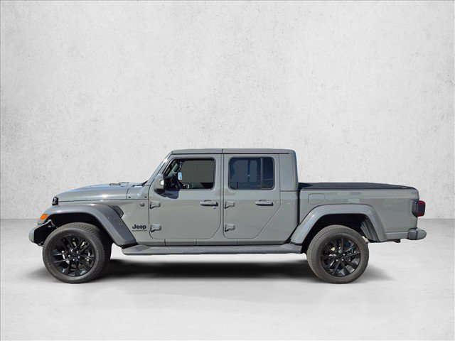 Used 2022 Jeep Gladiator Overland AWD/4WD image 5