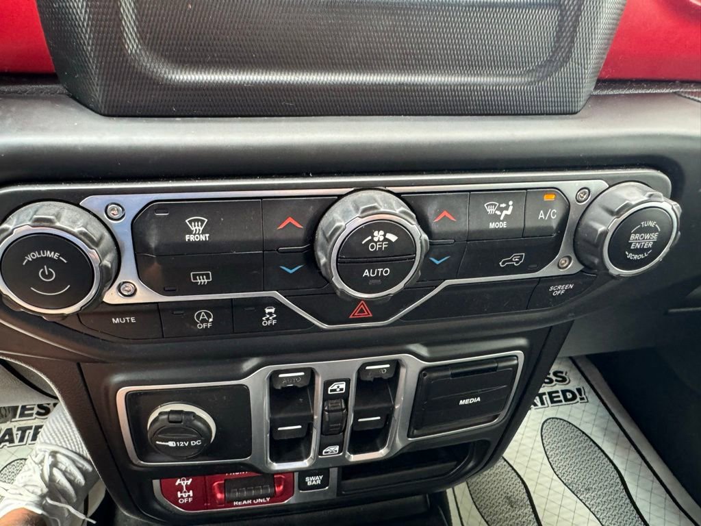 Used 2018 Jeep Wrangler Unlimited Rubicon image 24