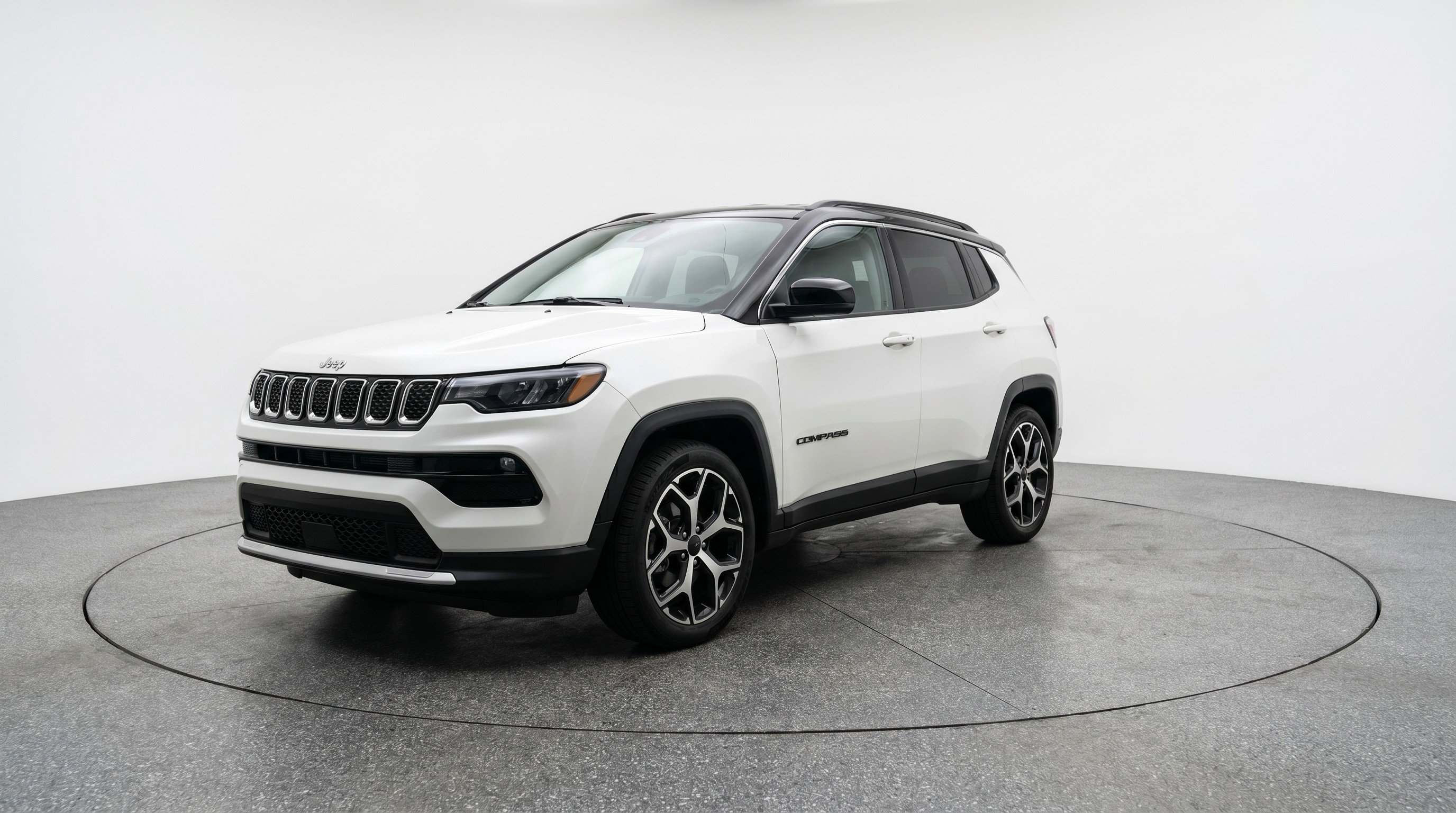Used 2025 Jeep Compass Limited AWD/4WD image 3