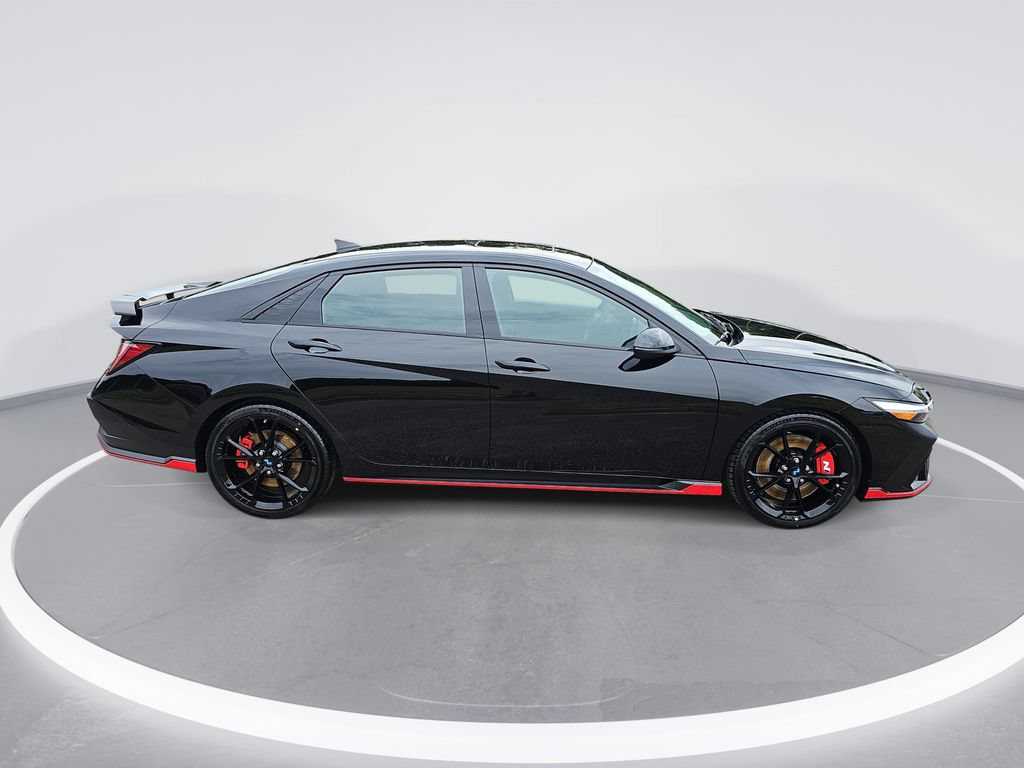 New 2026 Hyundai Elantra N FWD image 4