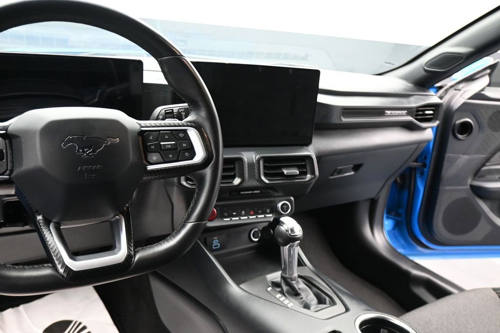 Used 2024 Ford Mustang GT RWD image 4