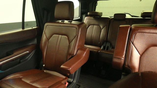 Used 2022 Ford Expedition Limited AWD/4WD image 22