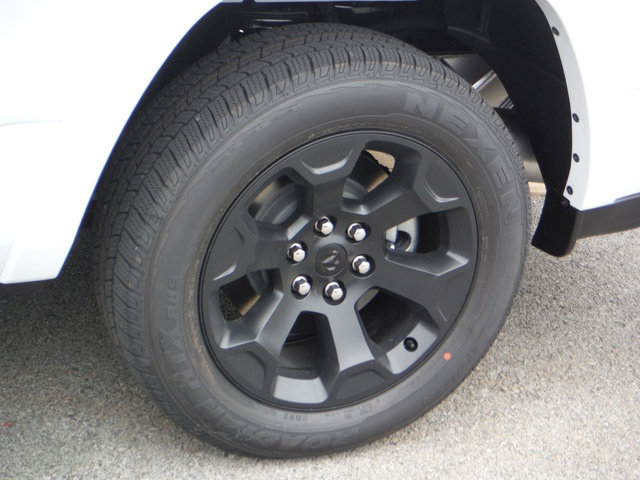 New 2027 RAM 1500 4x4 Crew Cab image 9