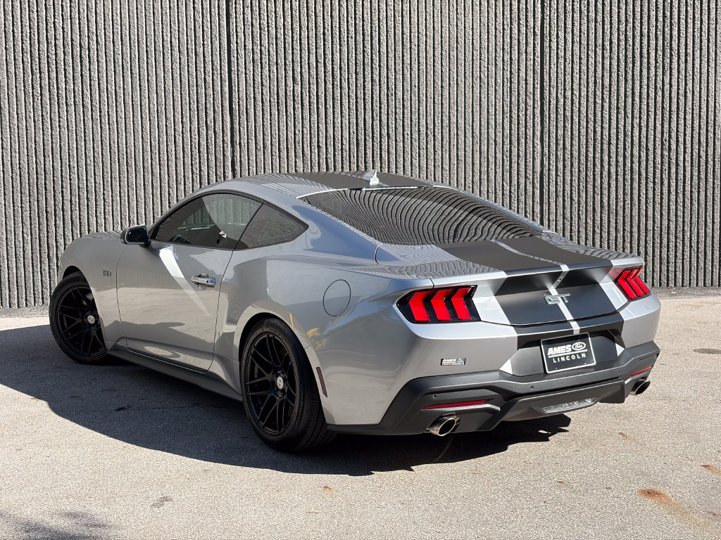 Certified 2025 Ford Mustang GT RWD image 5