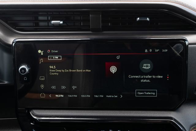 Used 2023 GMC Sierra 1500 AT4 image 32