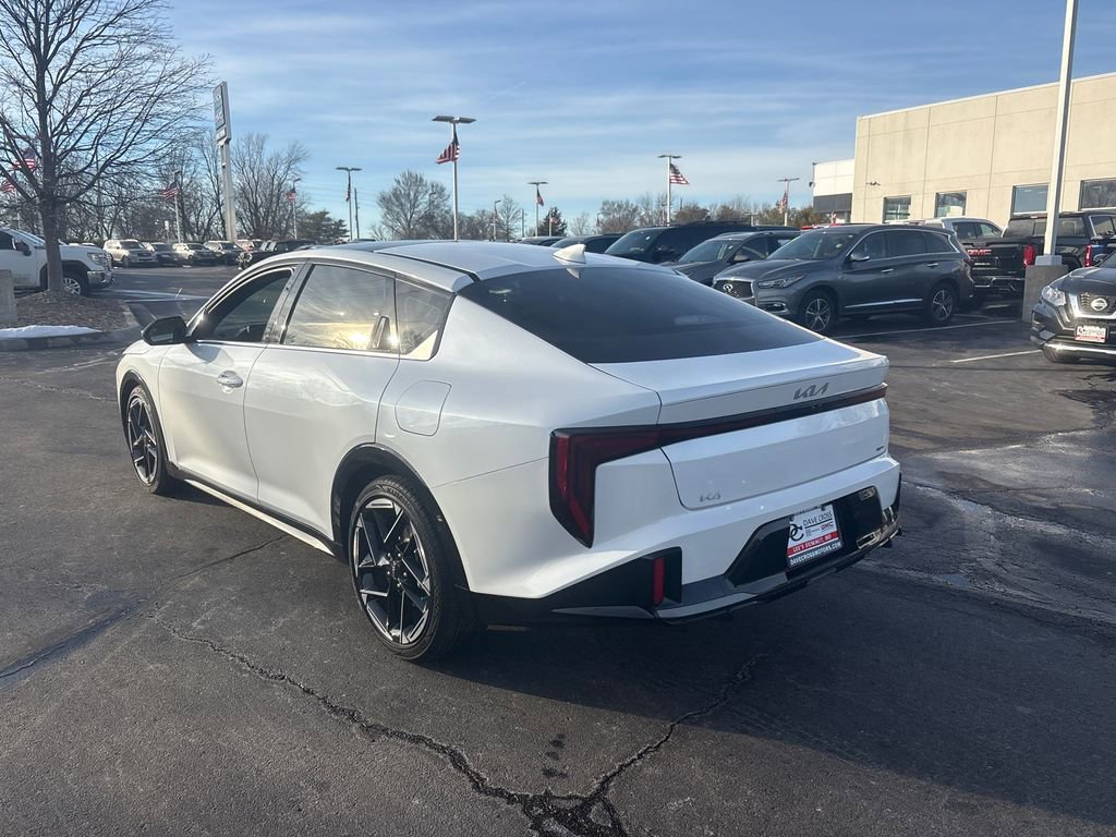 Used 2025 Kia K4 GT-Line w/ GT-Line Premium Package image 8
