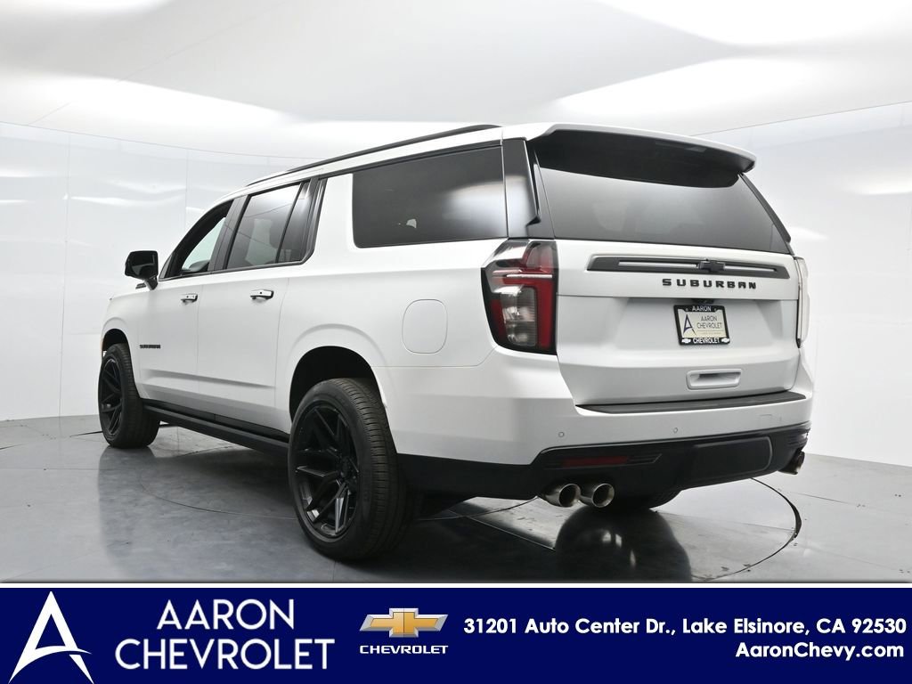 New 2024 Chevrolet Suburban High Country AWD/4WD image 5