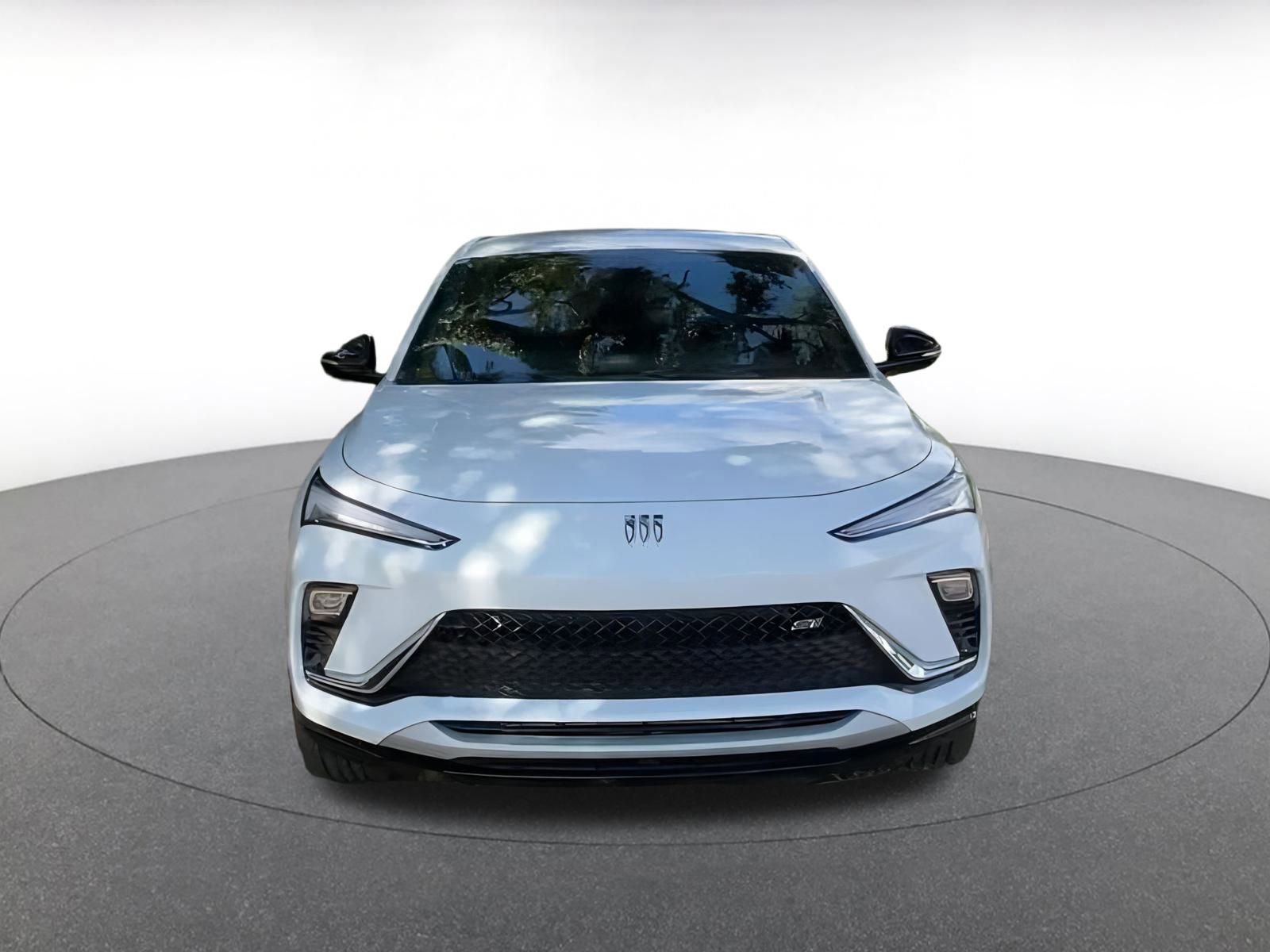 Used 2025 Buick Envista Sport Touring image 3