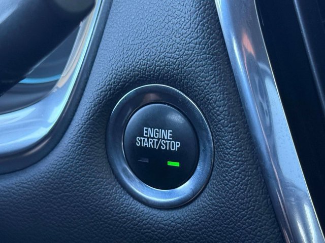 Used 2023 Chevrolet Traverse LT AWD/4WD image 26