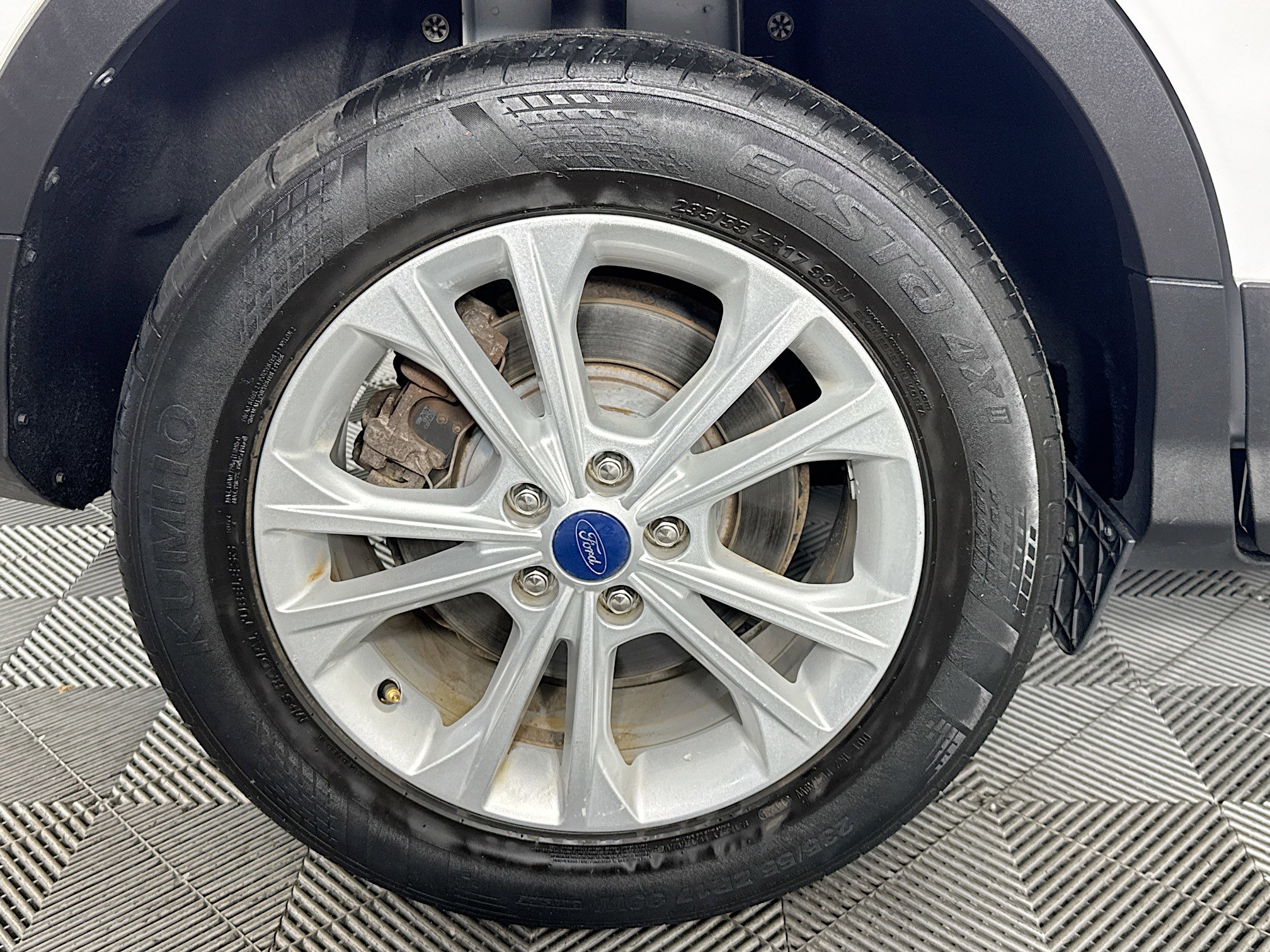 Used 2019 Ford Escape SE FWD image 28