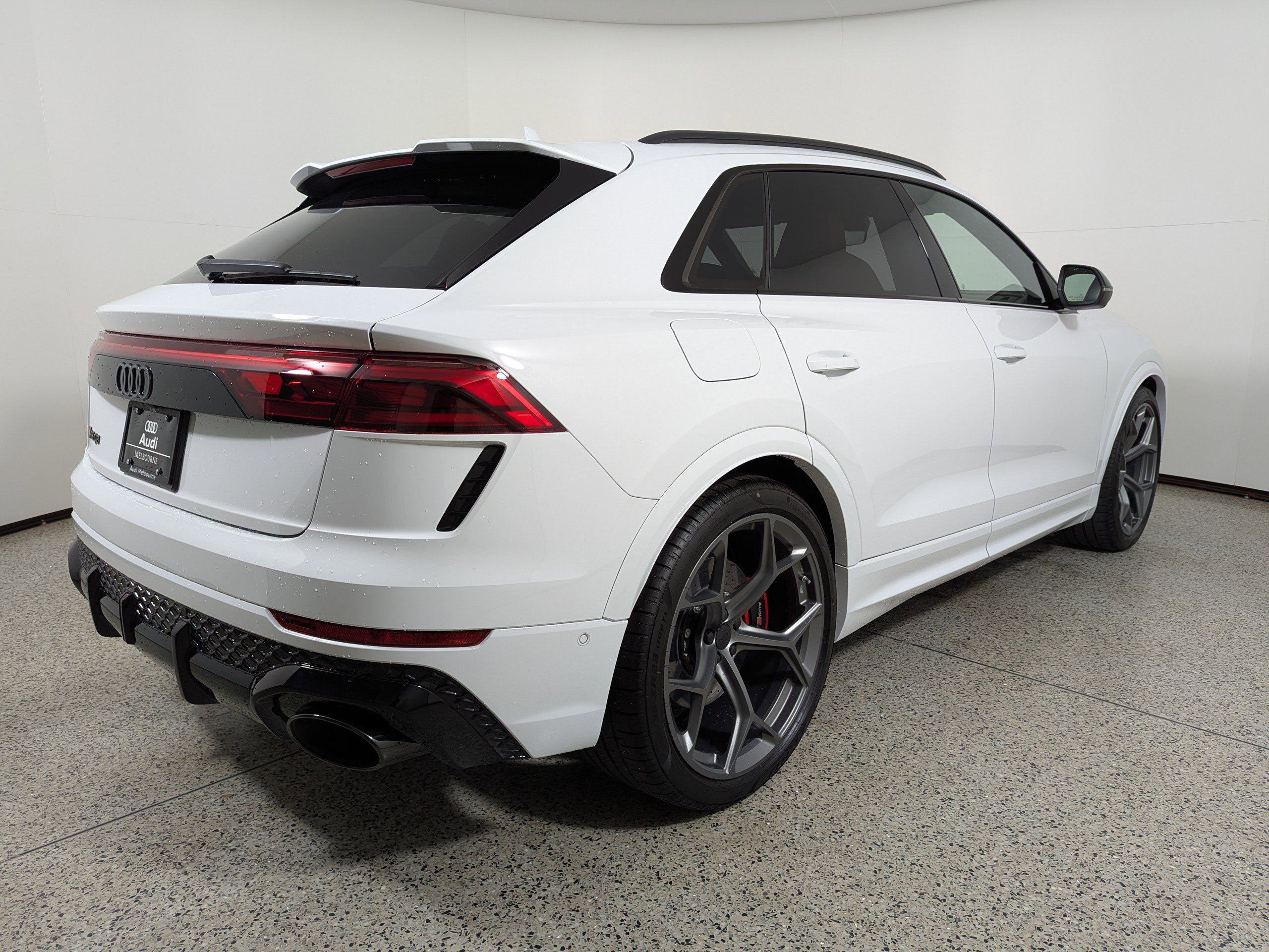 New 2026 Audi RS Q8 performance image 7