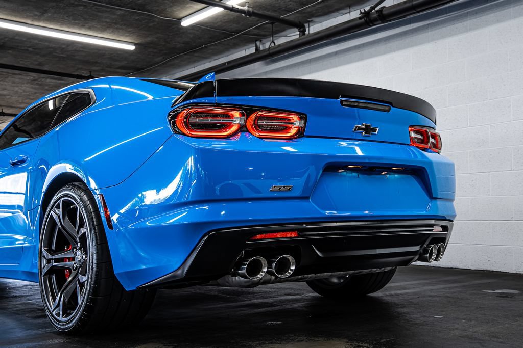 Used 2022 Chevrolet Camaro SS RWD image 16