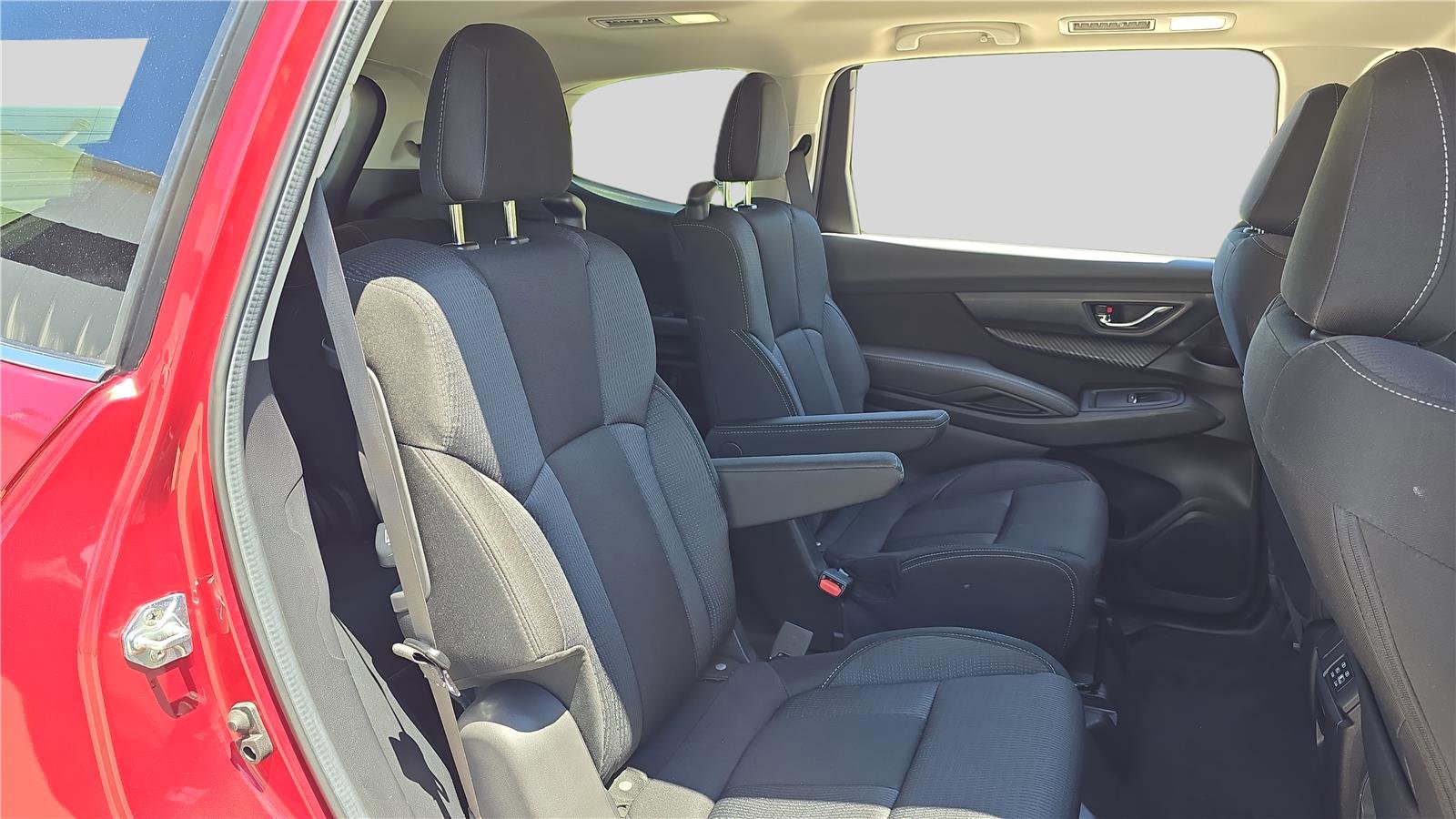 Used 2025 Subaru Ascent Premium AWD/4WD image 17