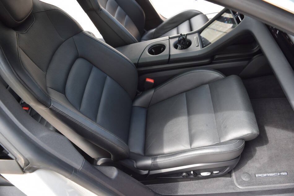 Used 2021 Porsche Taycan 4S AWD/4WD image 46