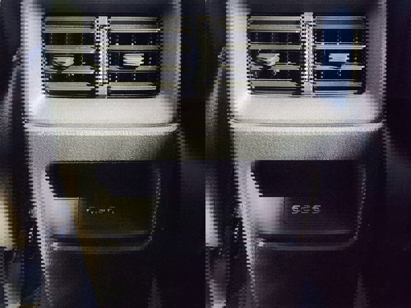 Used 2025 Honda CR-V EX-L image 30