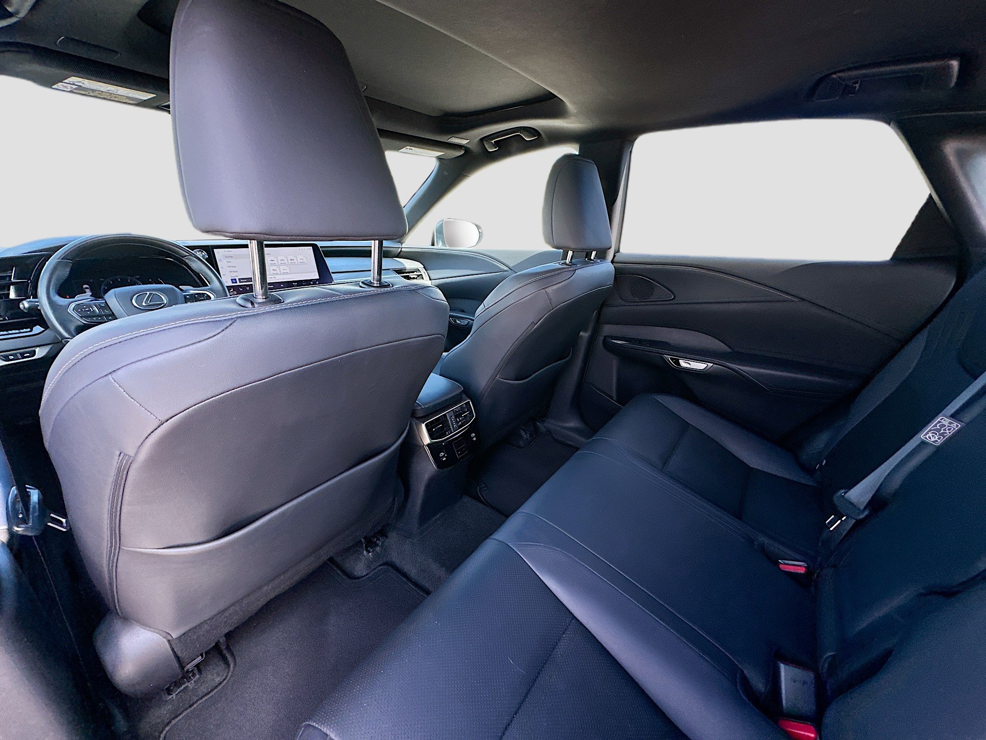 Used 2023 Lexus RX 350 Premium image 26