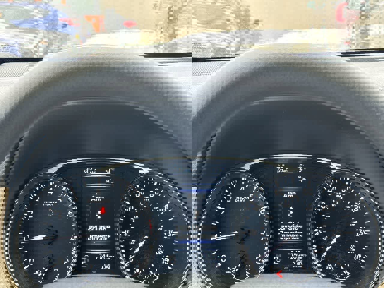 Used 2016 Nissan Rogue SV w/ SV Premium Package image 30