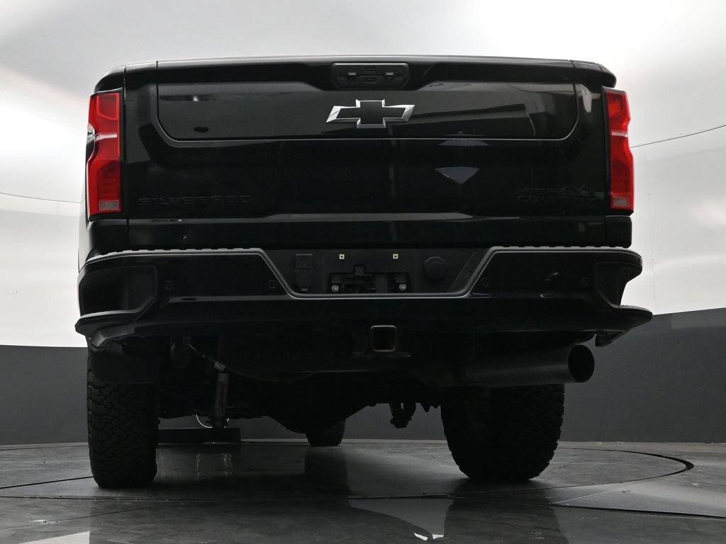 Used 2025 Chevrolet Silverado 2500 High Country w/ High Country Premium Package AWD/4WD image 23