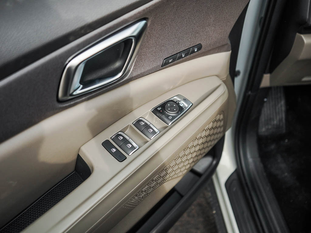 New 2026 Kia Carnival SX FWD image 20