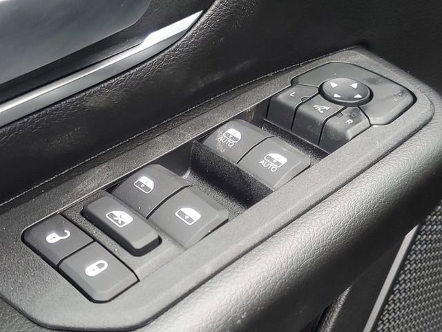 New 2026 RAM 1500 4x4 Crew Cab image 13