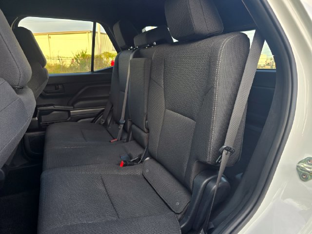 Used 2025 Toyota 4Runner SR5 AWD/4WD image 13