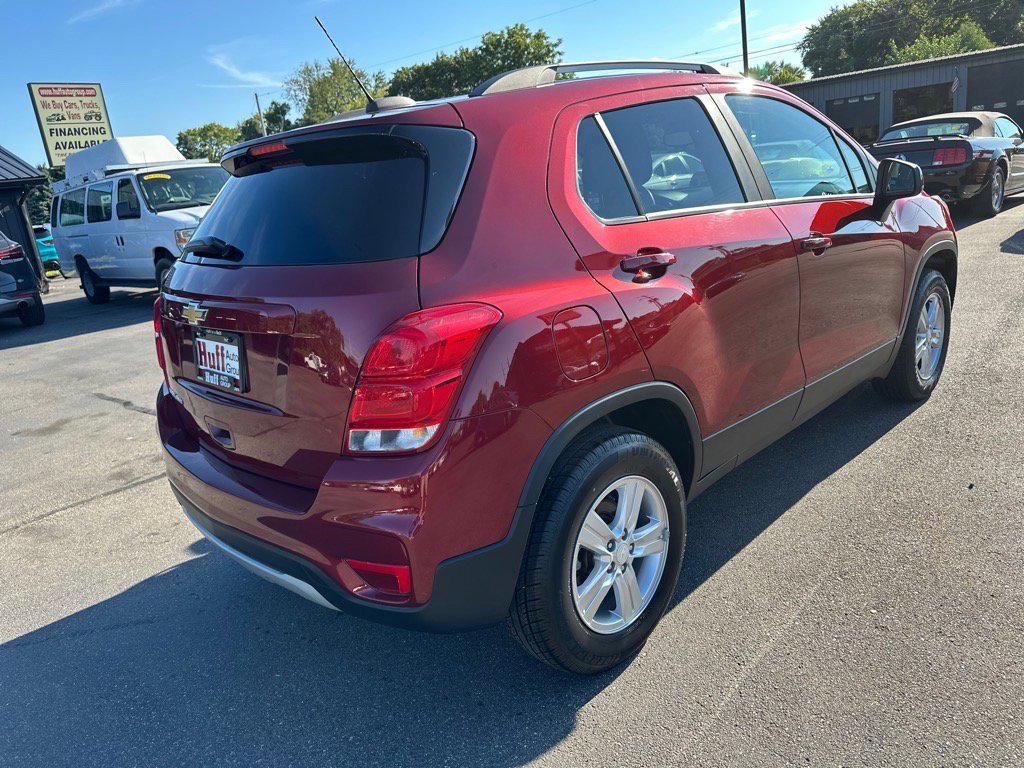 Used 2021 Chevrolet Trax LT image 3