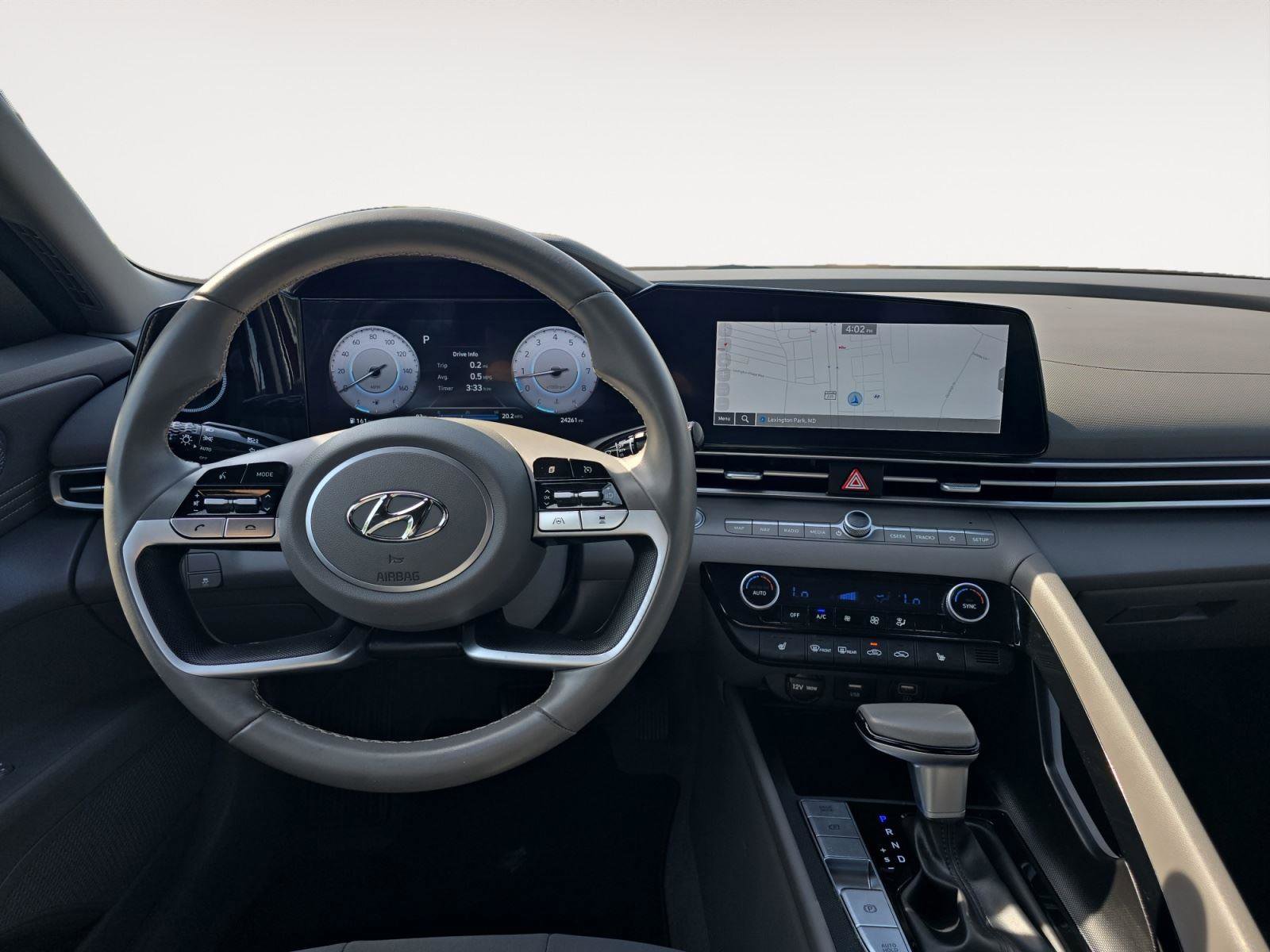 Used 2023 Hyundai Elantra SEL w/ Convenience Package FWD image 9