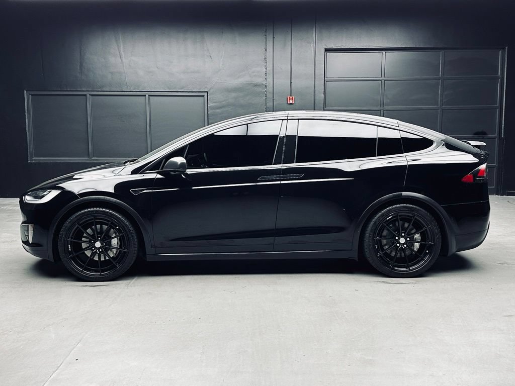 Used 2016 Tesla Model X 90D AWD/4WD image 4