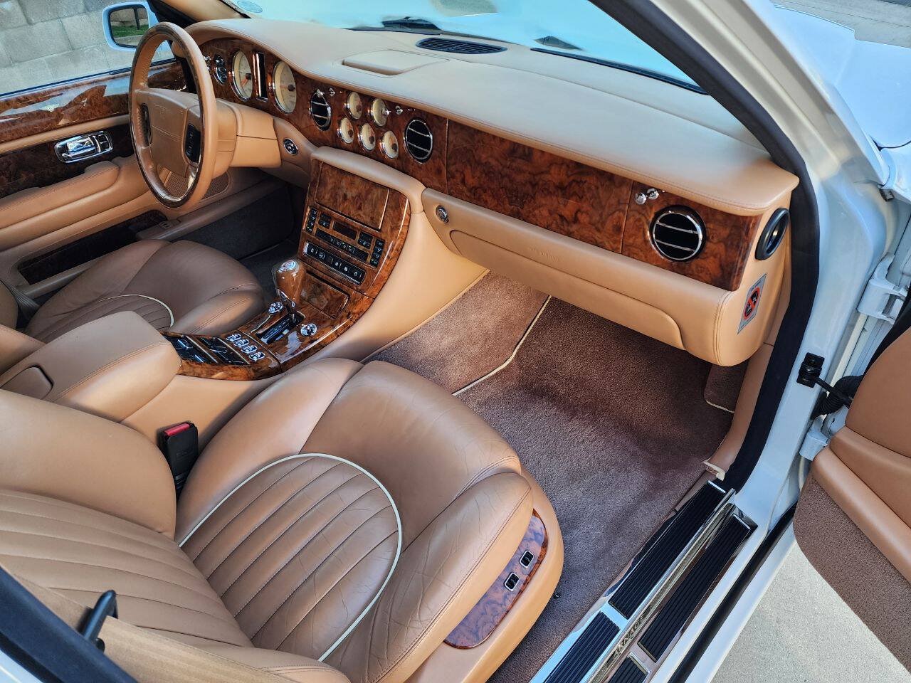 Used 2001 Bentley Arnage Red Label RWD image 16