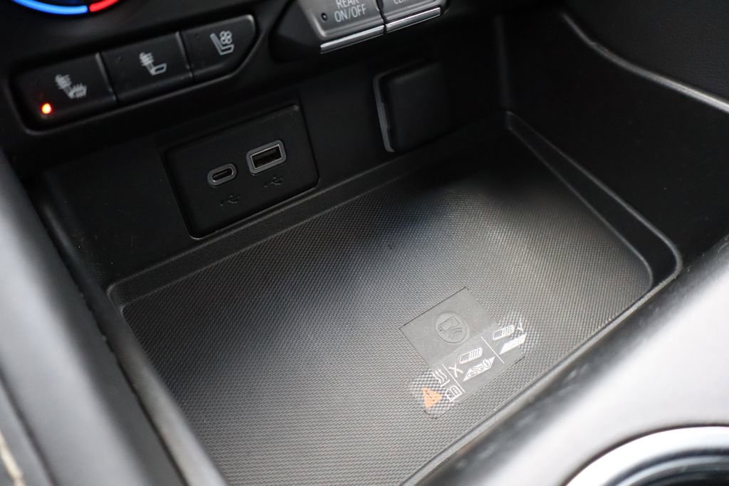 Used 2023 Chevrolet Suburban Premier image 26