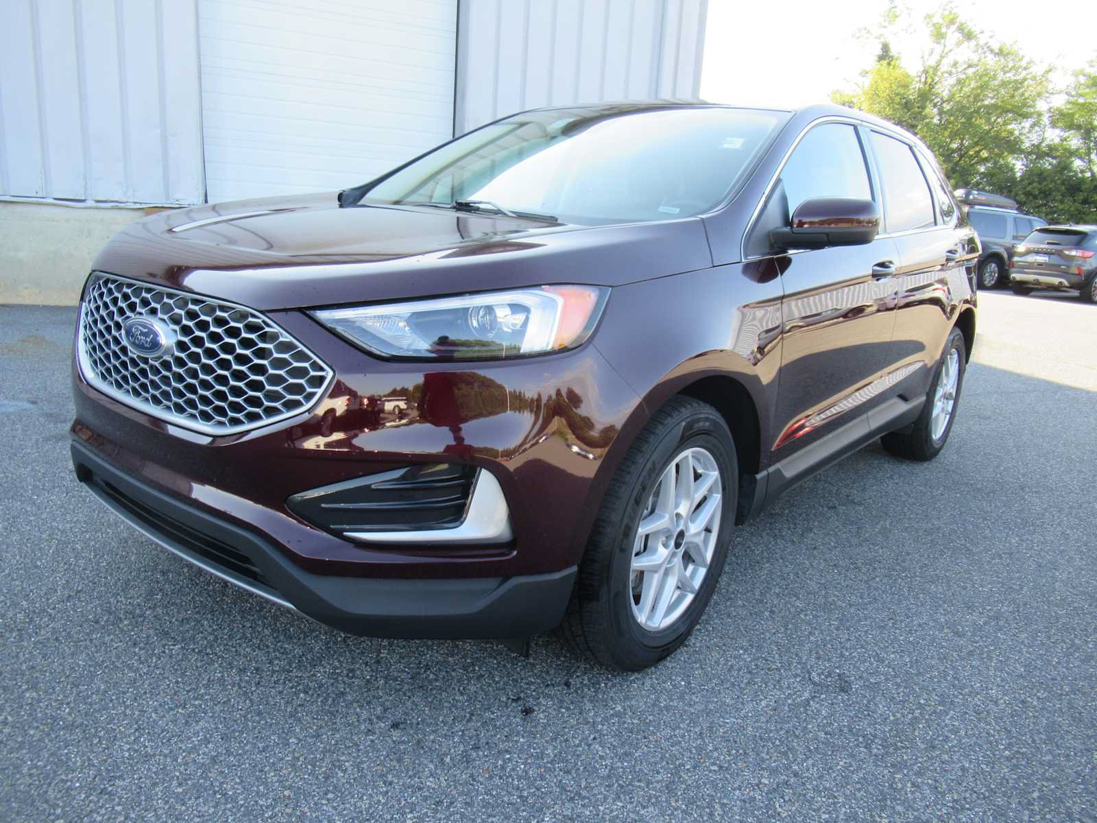 Used 2024 Ford Edge SEL AWD/4WD image 1