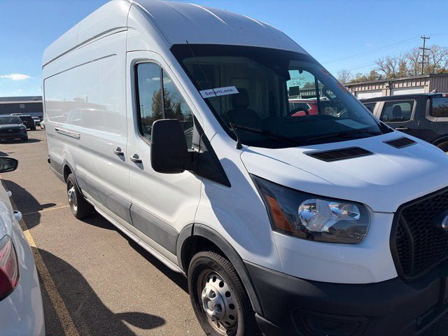 Used 2024 Ford Transit 250 148 High Roof Extended AWD w/ Load Area Protection Package image 3